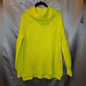 Winter Sale Anthropologie Lime Long Sleeve Pullover Sweater. Size S